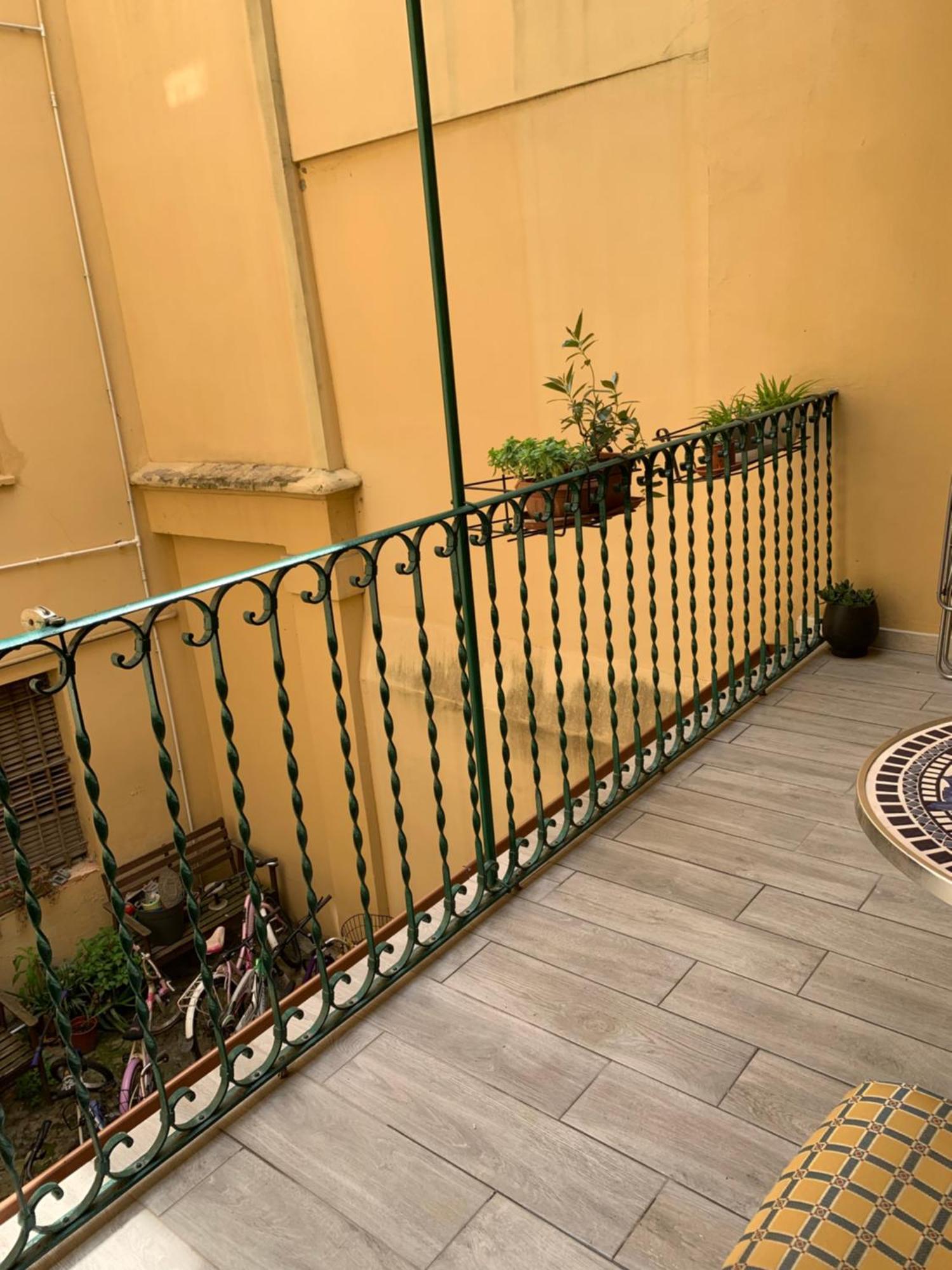 Apartamento Urban Corner House Bolonia Exterior foto