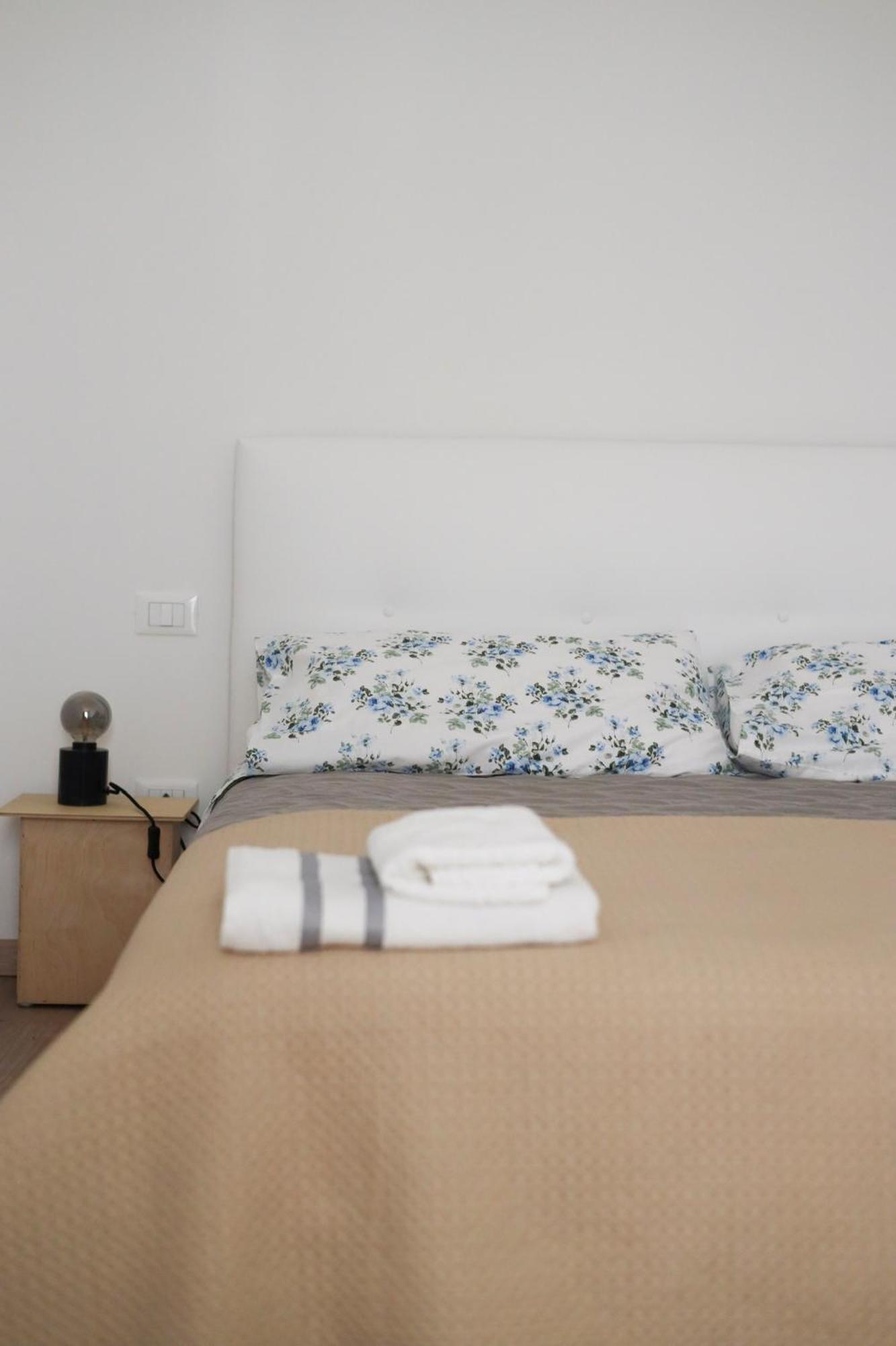 Apartamento Urban Corner House Bolonia Exterior foto